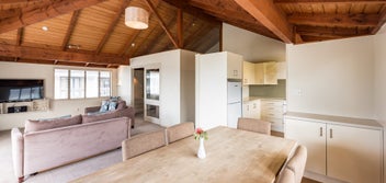 Listing 5 of 13 for Apartment Pahia Waterfront sleeps up to 6