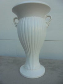 Listing 4 of 9 for -+-+- CROWN LYNN VASE +-+-