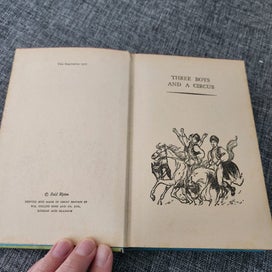 Listing 4 of 5 for Dog Stories - Enid Blyton