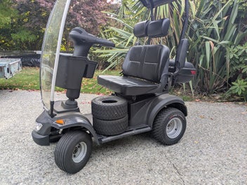 Listing 5 of 5 for Mobility Scooter Blizzard Extreme