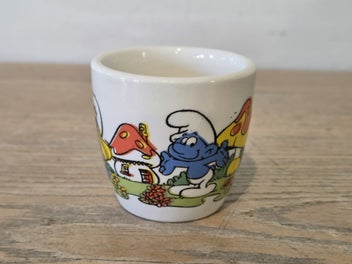 Listing 3 of 12 for Rare " Smurf " Crown Lynn (NZ) Egg Cup - 1980s