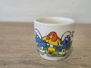 Listing 10 of 12 for Rare " Smurf " Crown Lynn (NZ) Egg Cup - 1980s