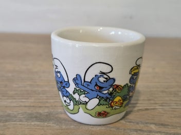 Listing 6 of 12 for Rare " Smurf " Crown Lynn (NZ) Egg Cup - 1980s
