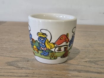 Listing 12 of 12 for Rare " Smurf " Crown Lynn (NZ) Egg Cup - 1980s