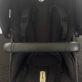 Listing 4 of 8 for Bugaboo Fox 2 bassinet and seat, plus toddler board attachment