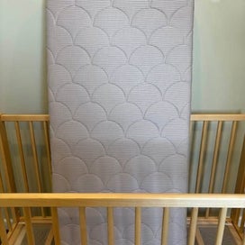 Listing 2 of 3 for IKEA Gulliver wooden cot and Growbright Airnest Mattress