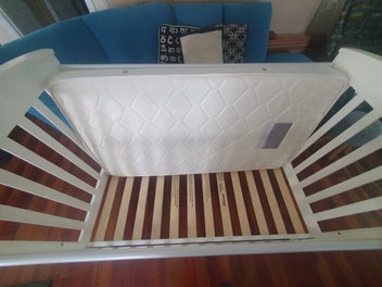 Listing 2 of 4 for Baby hood classic curve cot