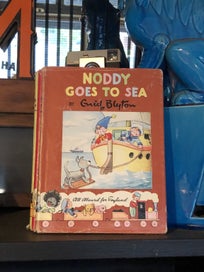 Listing 4 of 8 for Noddy Hardcover Books x 5