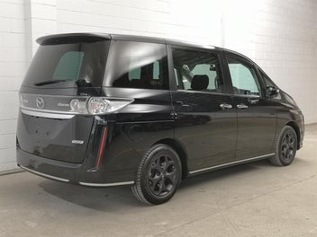Mazda Biante 2015 photo 3
