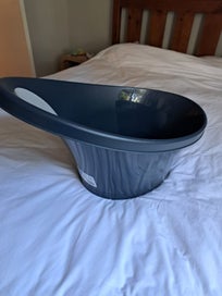 Listing 3 of 5 for Shnuggle Baby Bath