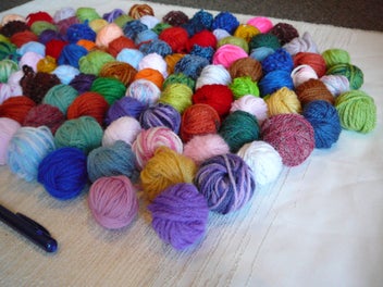 Listing 4 of 4 for BULK WOOL / YARN ASSORTED LOT 2
