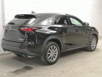 Lexus Nx 200T 2015 photo 3