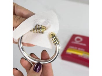 Listing 2 of 8 for Portable 25 Dry Disposable Jewelry Wipes For Gold Silver Platinum