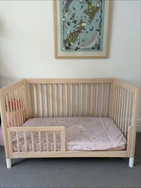 Listing 3 of 6 for Babyletto 4 in 1 crib oak- good condition ( matching drawers available)