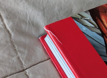 Listing 5 of 5 for Ultimate Spider-Man (hardcover volume 1)