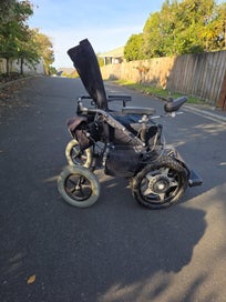 Listing 4 of 4 for Off Road Electric Wheelchair