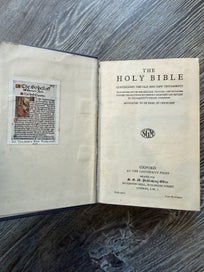 Listing 4 of 12 for Vintage Holy Bible Illustrated – Oxford University Pres – selling as is