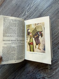 Listing 5 of 12 for Vintage Holy Bible Illustrated – Oxford University Pres – selling as is