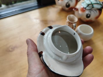 Listing 3 of 9 for Wade Ceramics Tea Pot 'Scottie the Golfer'