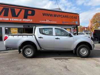 Mitsubishi Triton 2011 photo 4