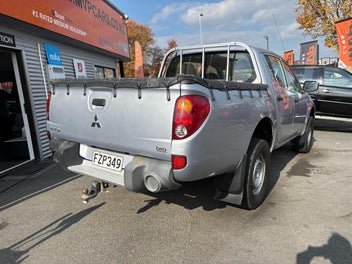 Mitsubishi Triton 2011 photo 5