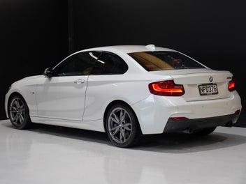 BMW M235I 2015 photo 3