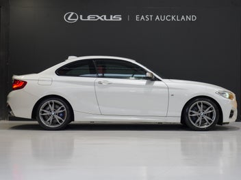 BMW M235I 2015 photo 4