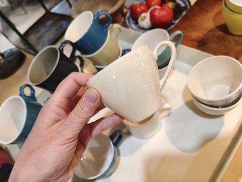 Listing 3 of 5 for Bulk Crown Lynn Cups x16