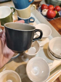 Listing 5 of 5 for Bulk Crown Lynn Cups x16