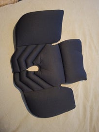 Listing 7 of 7 for Harnessed infasecure booster great condition