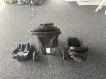 Listing 5 of 6 for $1 Auction - Capsule/Car seat/Stroller