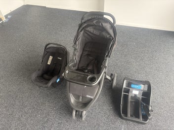 Listing 6 of 6 for $1 Auction - Capsule/Car seat/Stroller