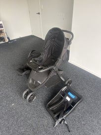 Listing 4 of 6 for $1 Auction - Capsule/Car seat/Stroller