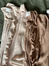 Listing 2 of 3 for 4 x Jamie Kay onesies bulk lot all size 2