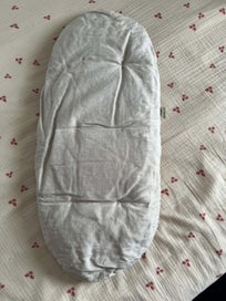 Listing 7 of 8 for Rocking Bassinet