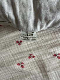 Listing 8 of 8 for Rocking Bassinet
