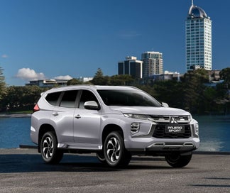 Mitsubishi Pajero Sport 2026 photo 2