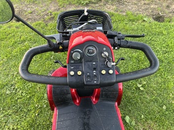 Listing 4 of 6 for Mobility scooter Pathrider 130xl
