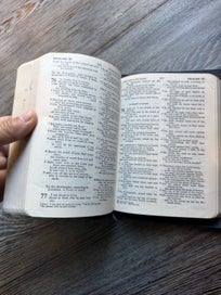 Listing 5 of 8 for Vintage Holy Bible – Revised Standard Version (1952)