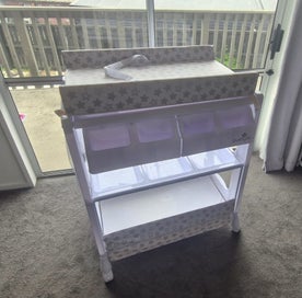 Listing 2 of 2 for Baby Bath & Changing Table Station