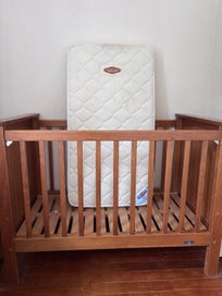 Listing 2 of 2 for Touchwood Cot