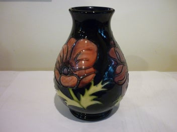 Listing 2 of 5 for MOORCROFT HIBISCUS VASE.