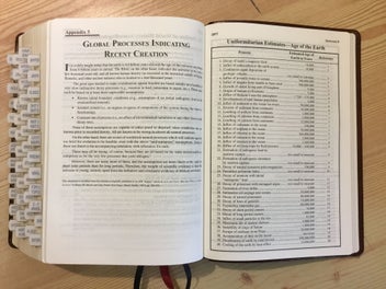 Listing 12 of 16 for Henry Morris KJV Study Bible (10 point)