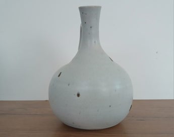 Listing 5 of 10 for Len Castle Ceremonial Pourer Studio Pottery NZ Ceramic Vessel
