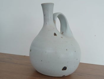 Listing 1 of 10 for Len Castle Ceremonial Pourer Studio Pottery NZ Ceramic Vessel