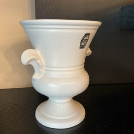 Listing 5 of 10 for Crown Lynn Studio Titian Ware Vase in near Mint Condition