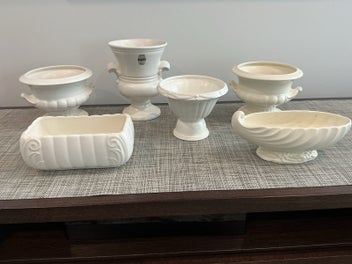 Listing 9 of 9 for Crown Lynn Roydon Pottery Vase in near Mint Condition