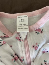 Listing 4 of 6 for 3-6 month bundle
