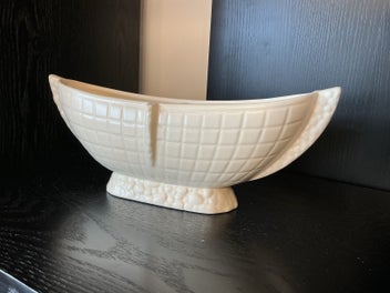 Listing 5 of 11 for Retro Crown Lynn New Zealand Pottery Centrepiece No 554