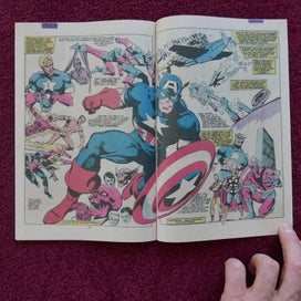 Listing 6 of 6 for Captain America - Issue 255 - 40th Anniversary Issue - High Grade